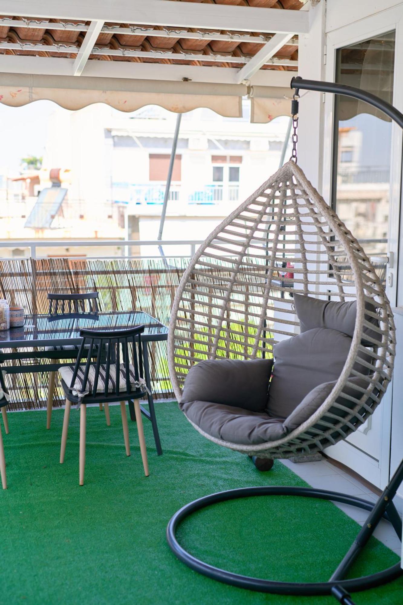 Sea-view Argyroupoli, Apartment Athens